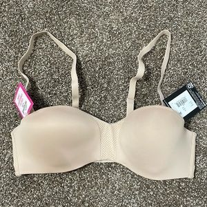 NWT Maidenform Self Expressions Women’s Wireless Strapless Bra, Beige, 34A